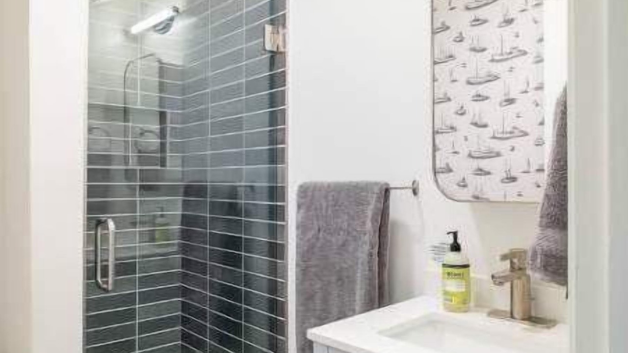 Photo of Bathroom in Geyserville