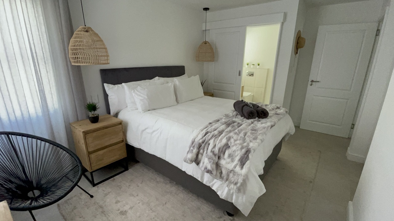 Photo of Bedroom in Grotto Bay