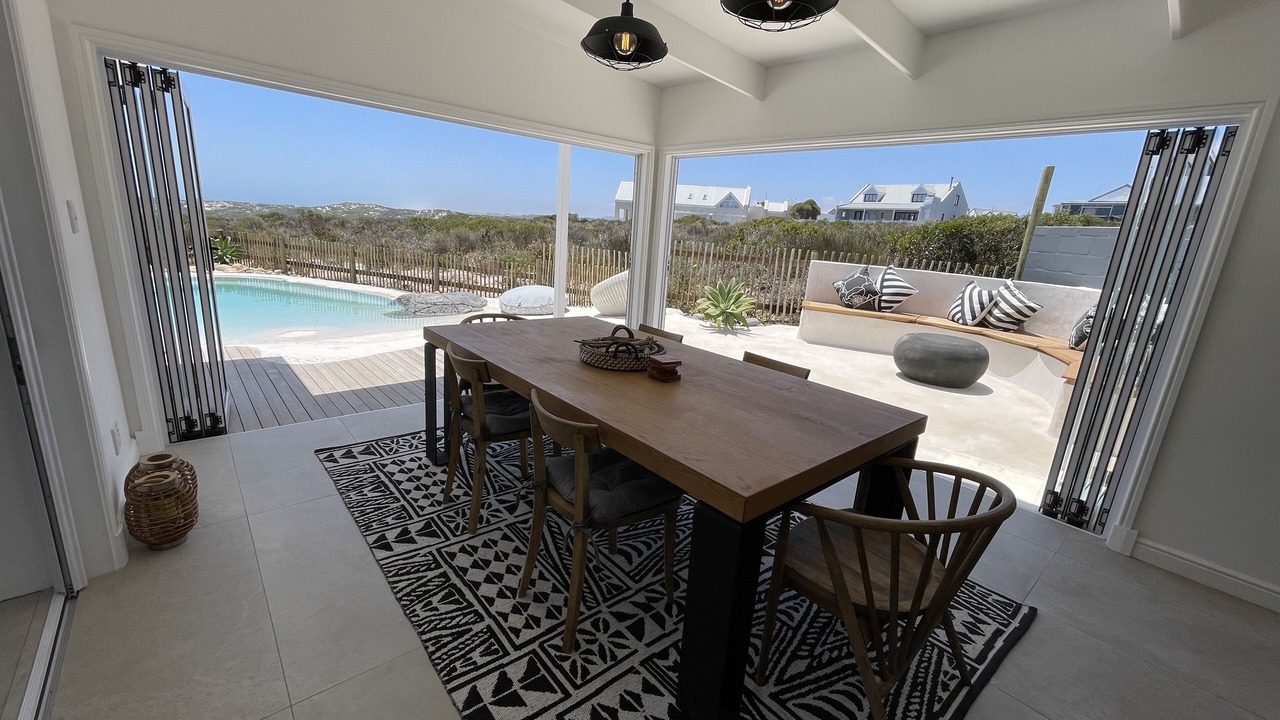 Photo of Outdoor in Grotto Bay