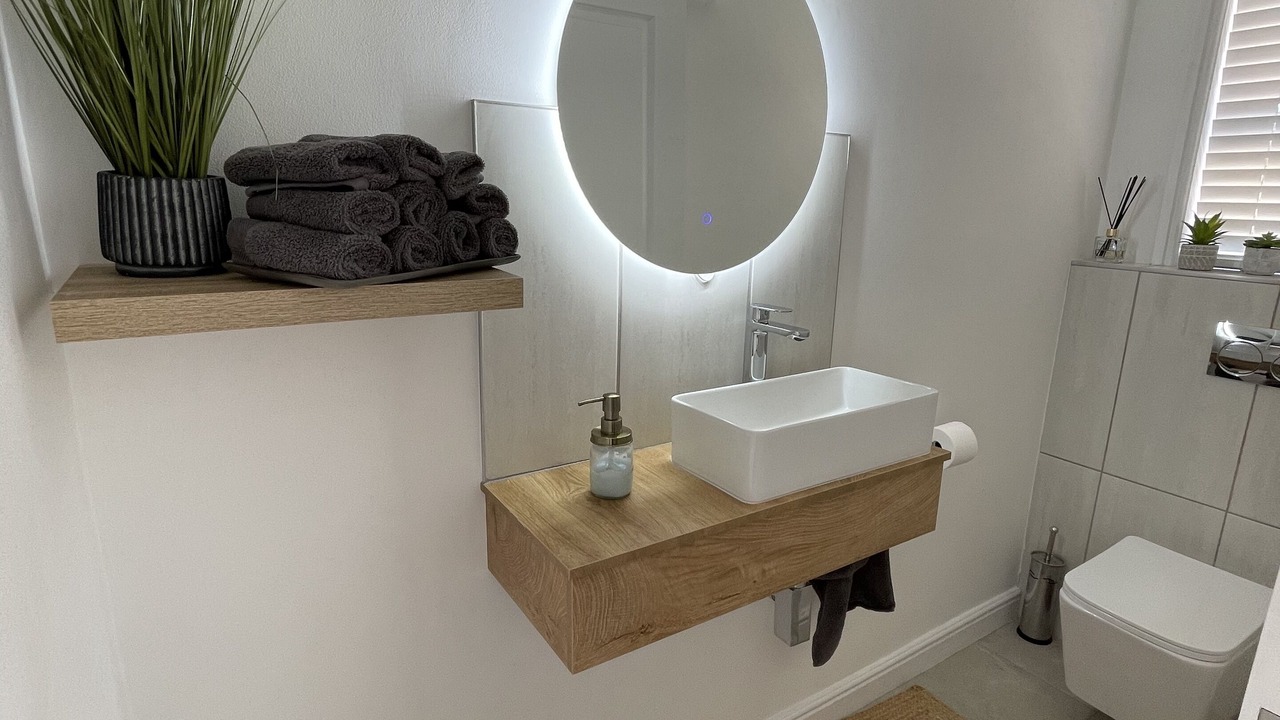 Photo of Bathroom in Grotto Bay