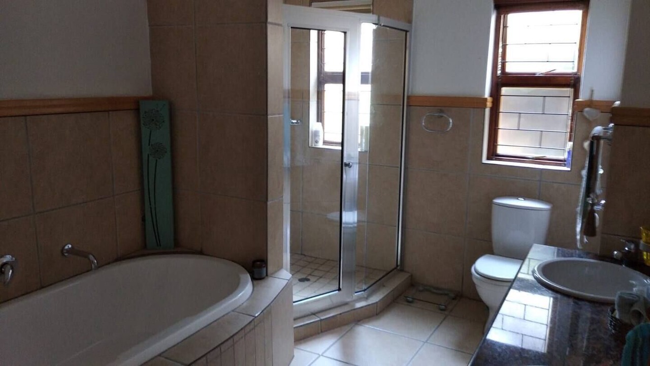 Photo of Bathroom in Hartbeespoort
