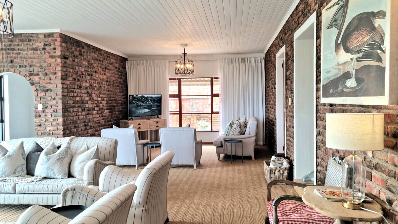 Photo of Livingroom in Mountainside