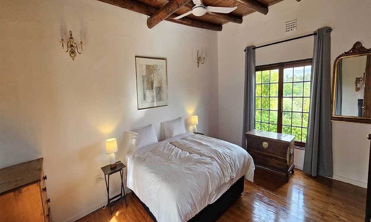 Photo of Bedroom in Somerset West