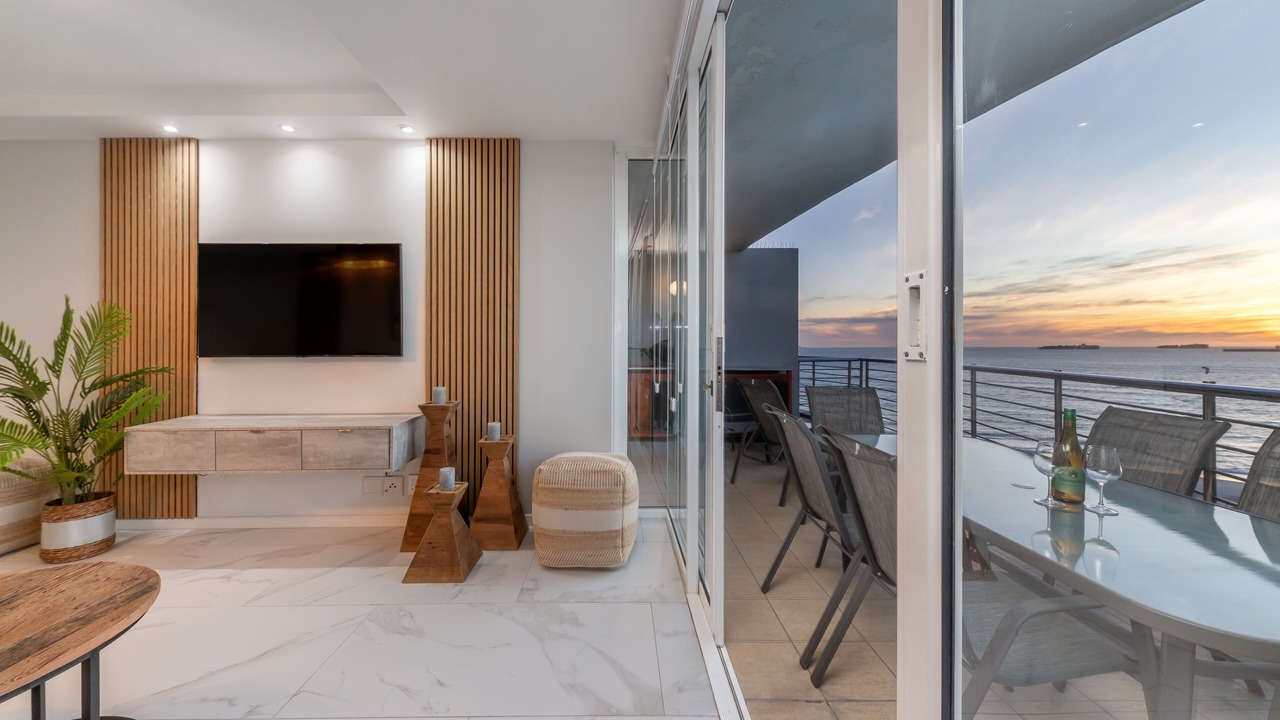 Photo of Outdoor in Bloubergstrand