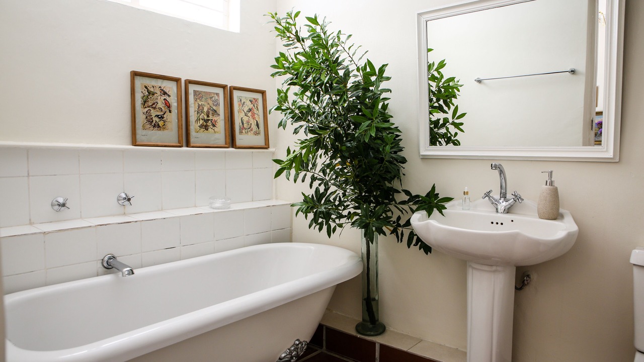 Photo of Bathroom in Raithby