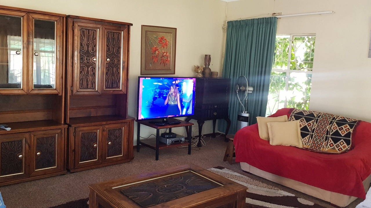 Photo of Livingroom in Mahikeng