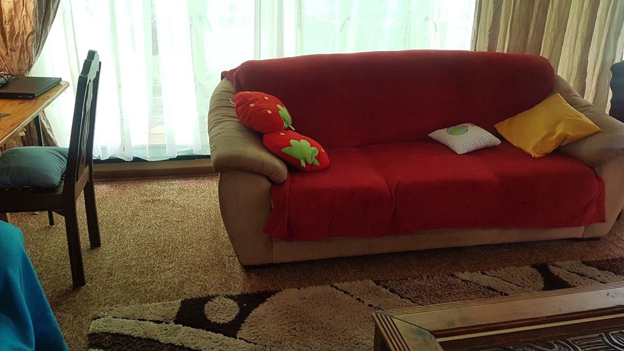 Photo of Livingroom in Mahikeng
