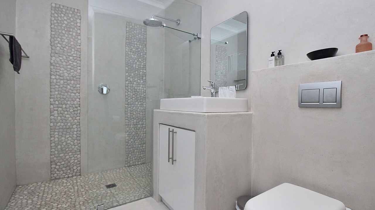 Photo of Bathroom in Helderberg Rural