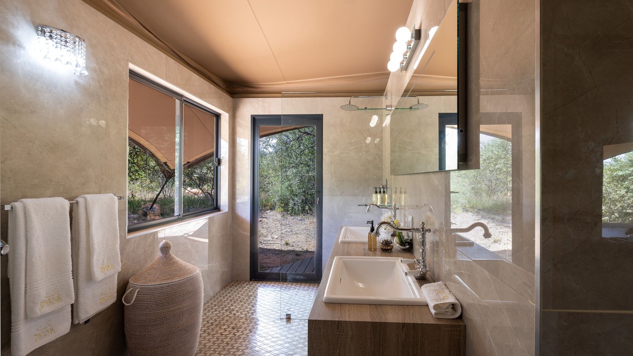 Photo of Bathroom in Hoedspruit