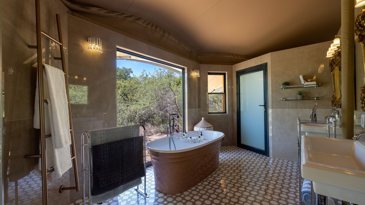 Photo of Bathroom in Hoedspruit