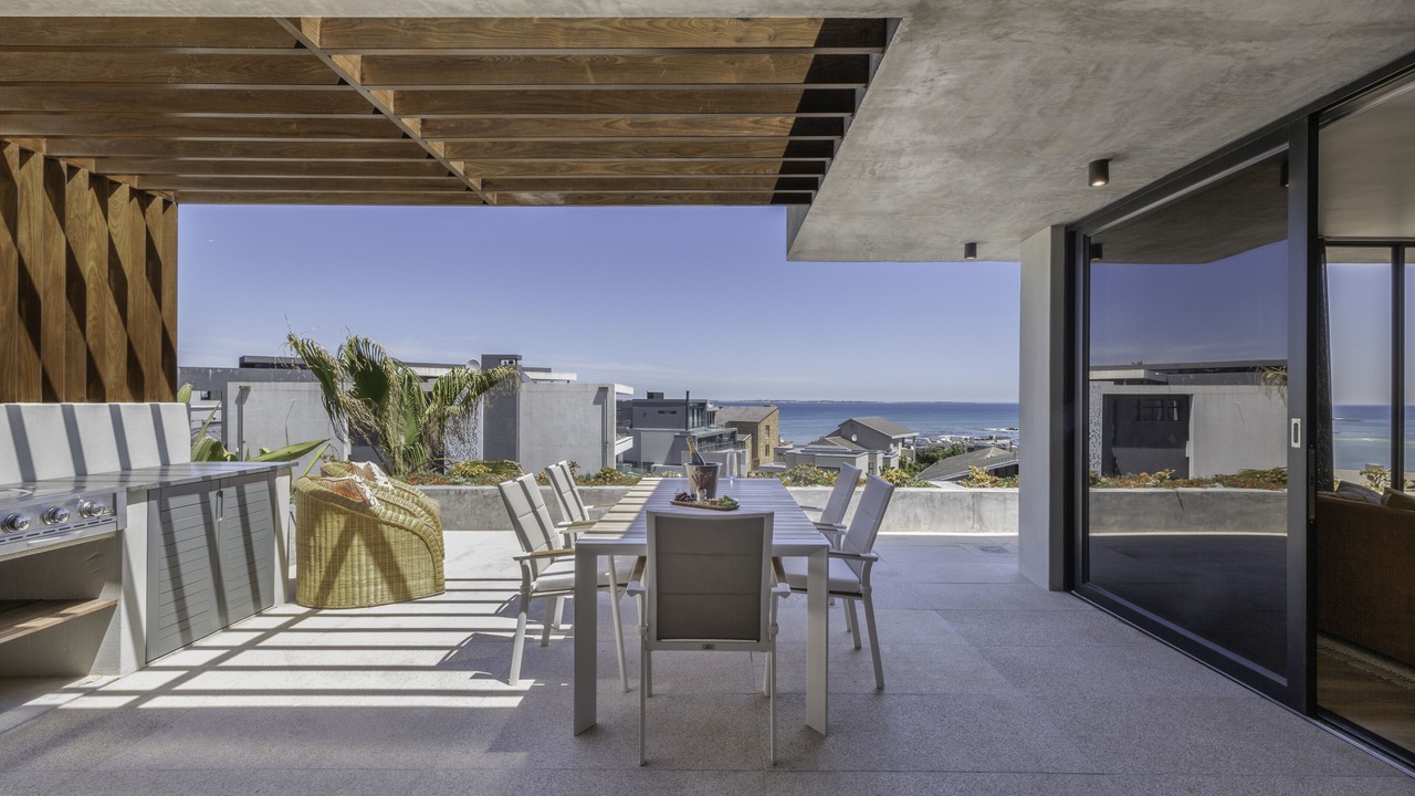 Photo of Outdoor in Bloubergstrand