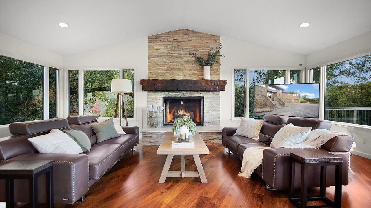 Photo of Livingroom in Healdsburg