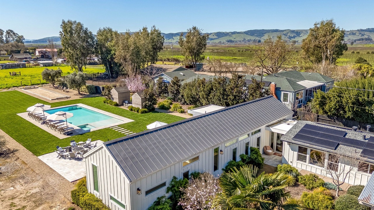 Photo of Others in Sonoma
