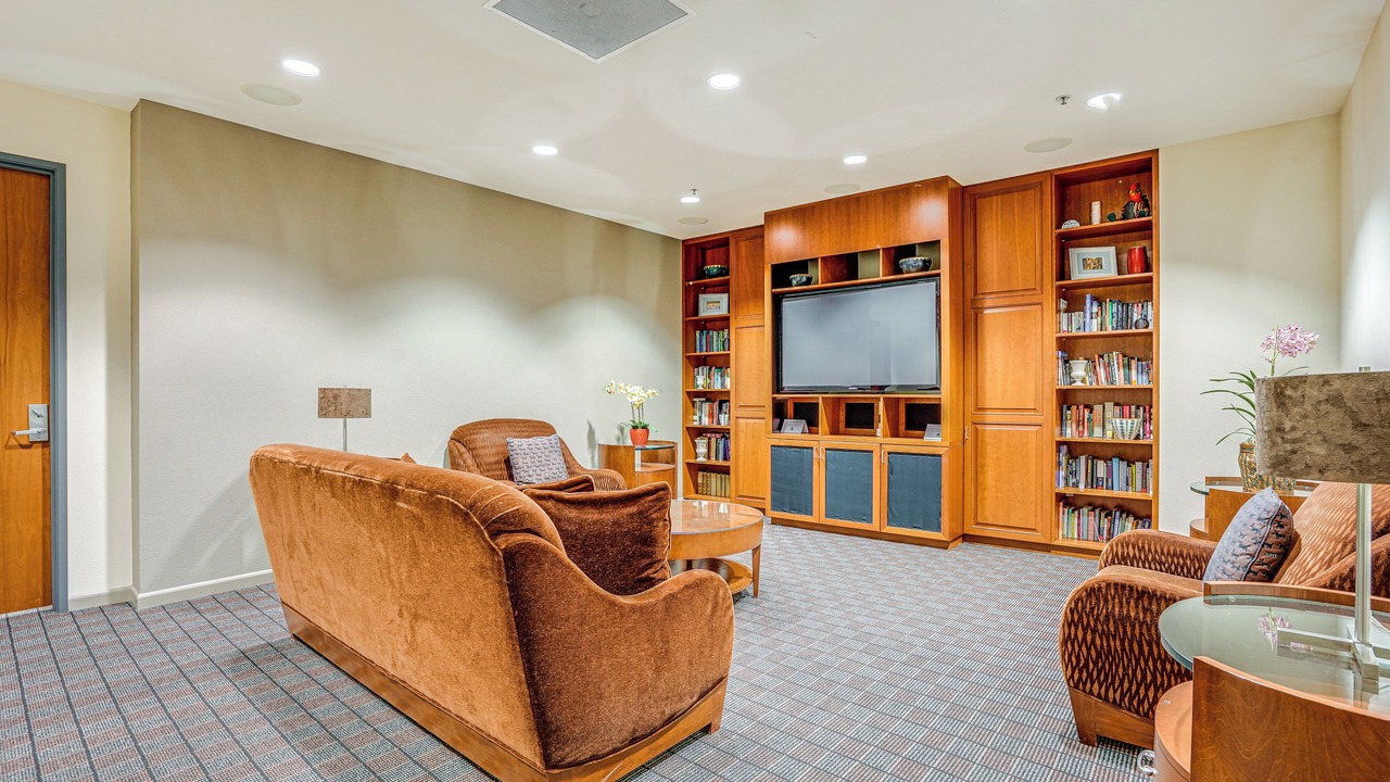 Photo of Livingroom in Emeryville