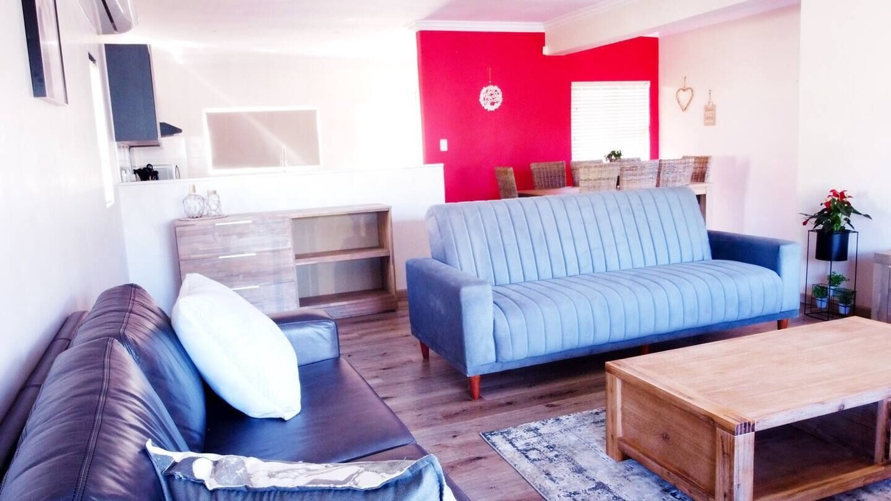 Photo of Livingroom in Scottburgh