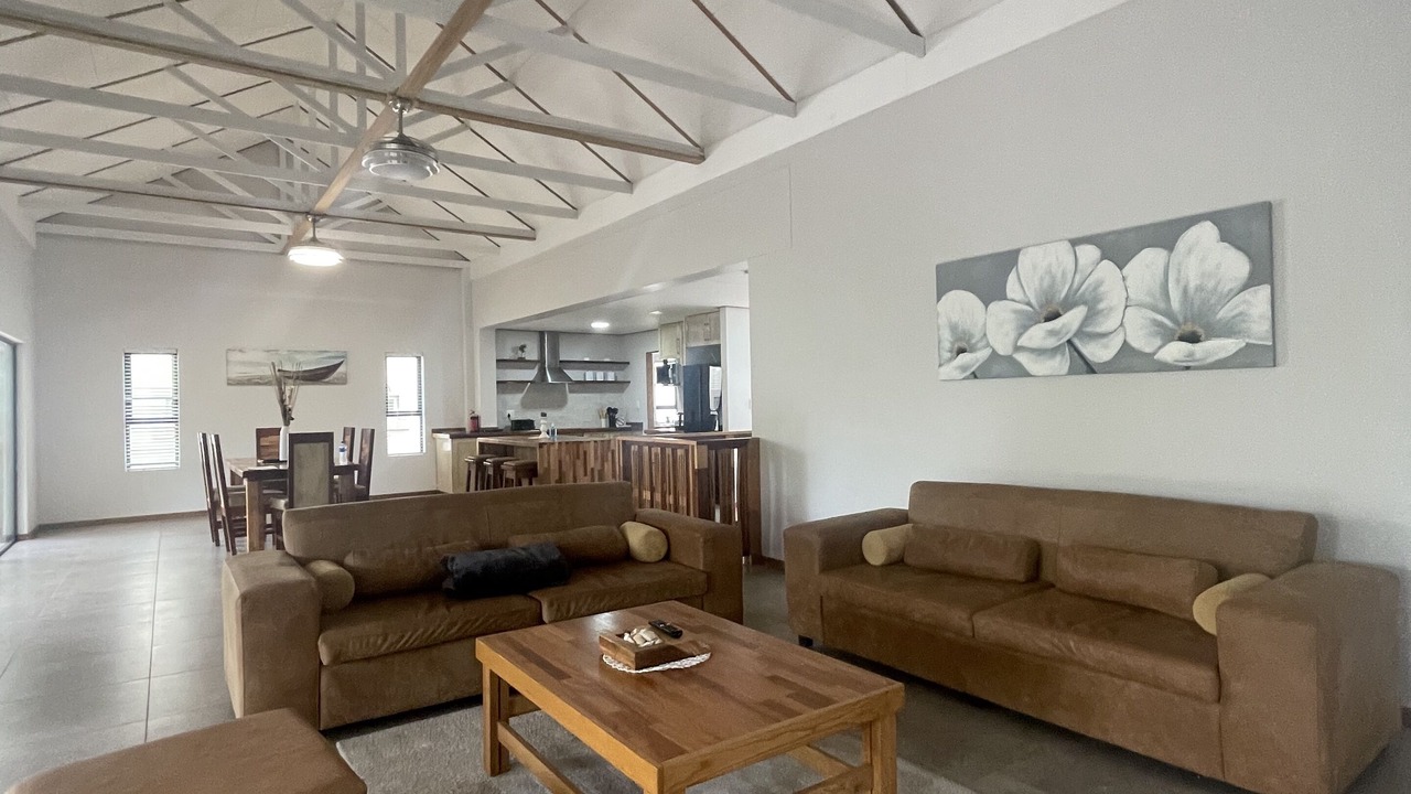 Photo of Livingroom in Prince's Grant Golf Estate