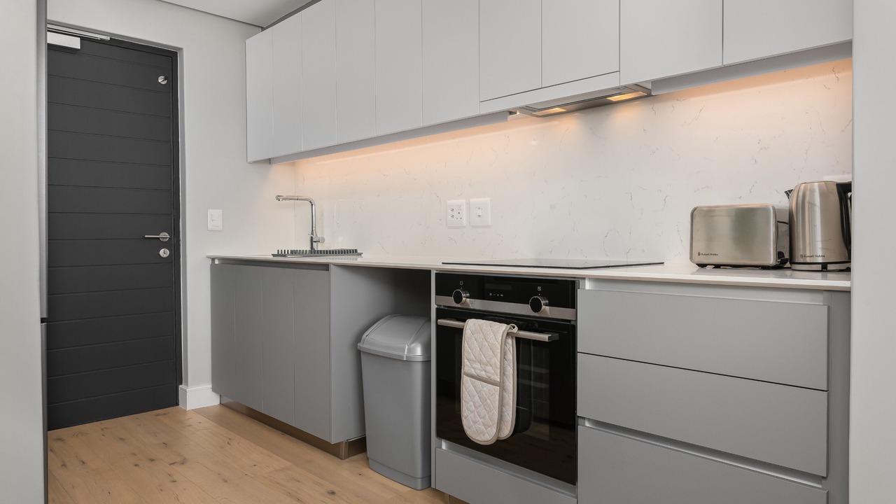 Photo of Kitchen in Sea Point Promenade