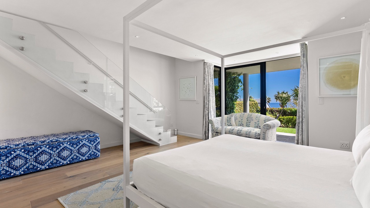 Photo of Bedroom in Camps Bay