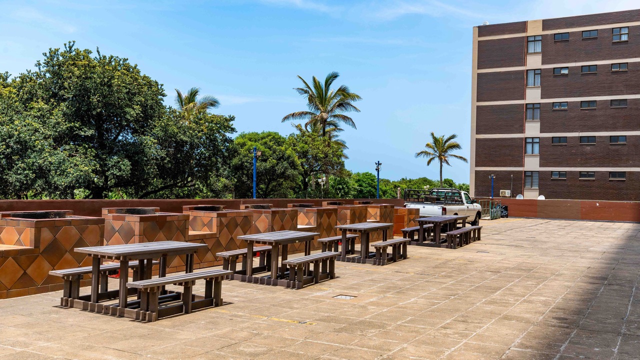Photo of Outdoor in Kingsborough