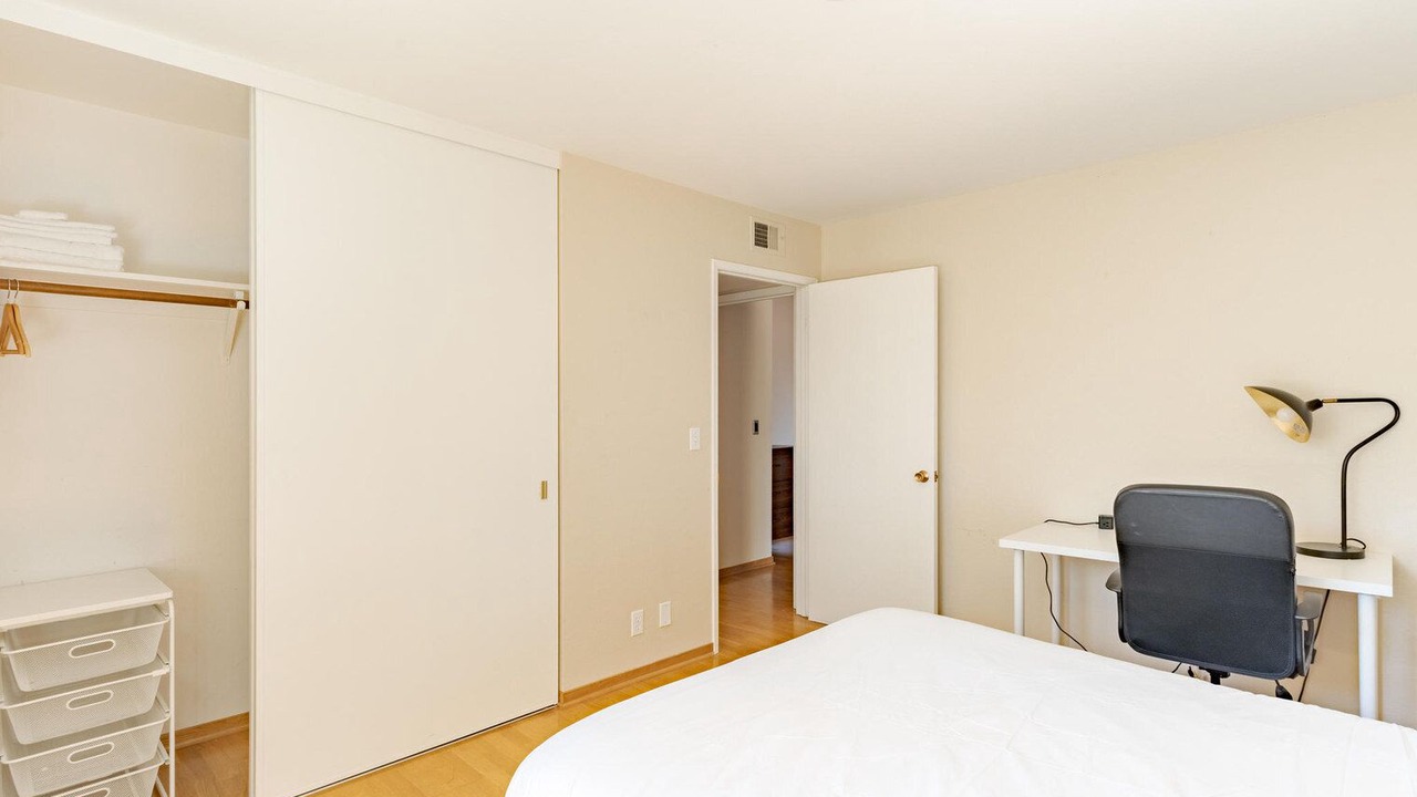 Photo of Bedroom in Sharon Heights