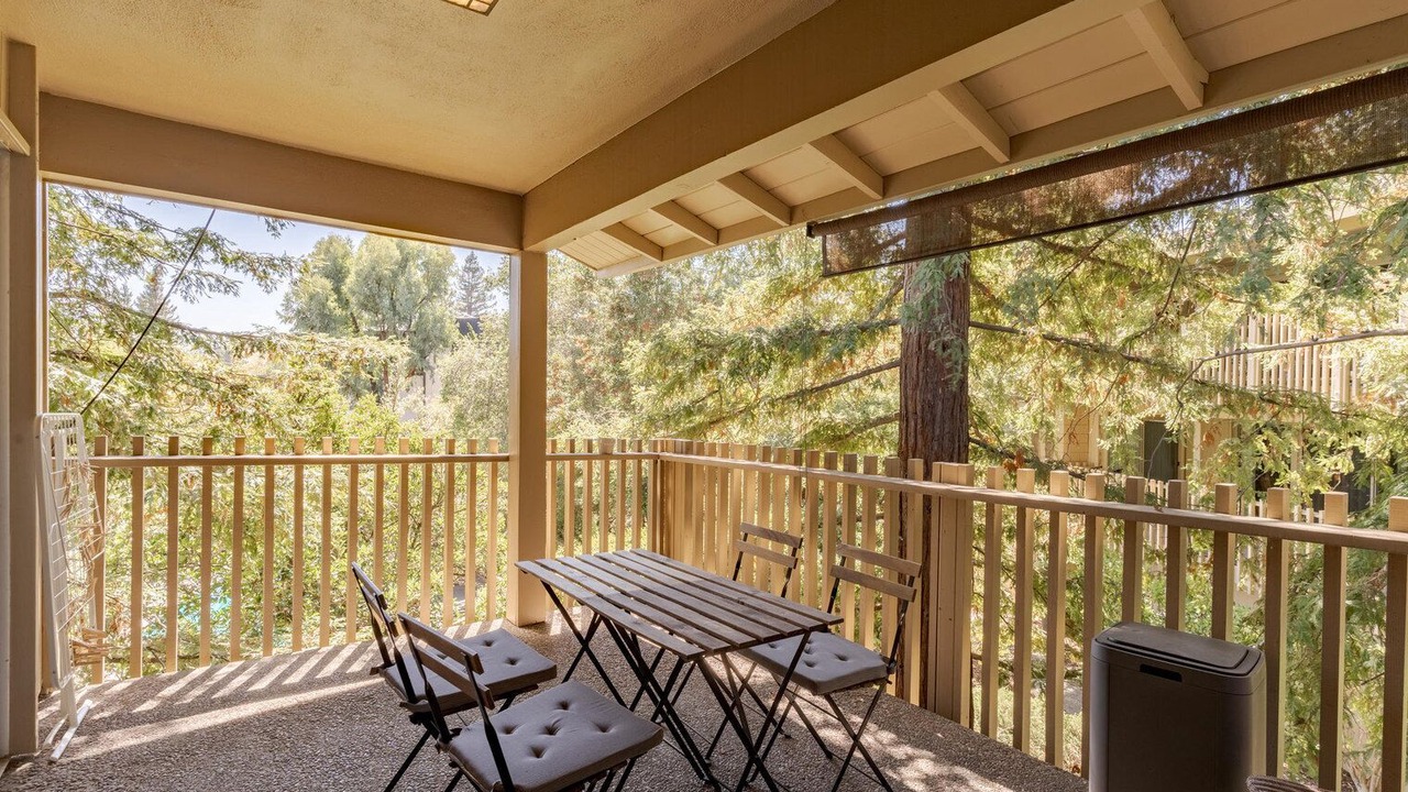 Photo of Outdoor in Sharon Heights
