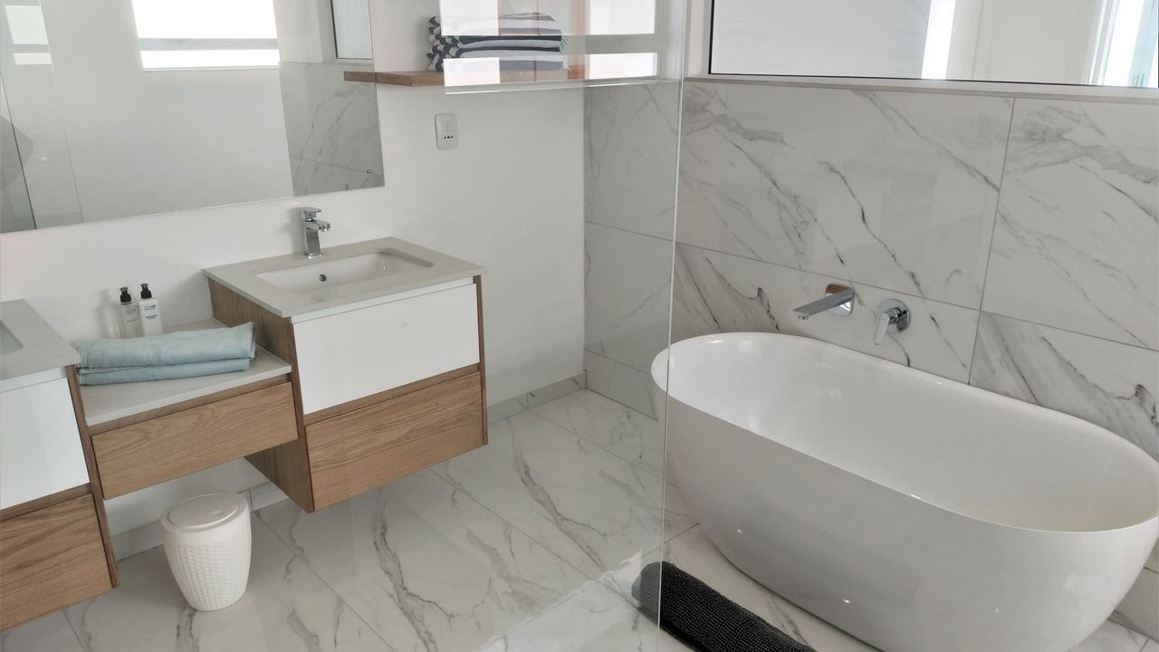 Photo of Bathroom in Paternoster