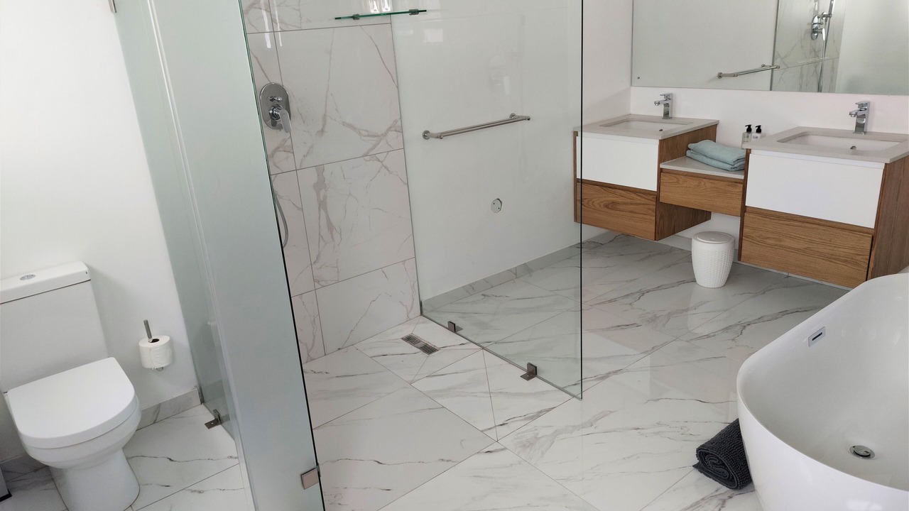 Photo of Bathroom in Paternoster
