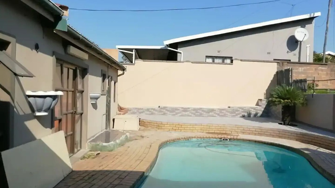 Photo of Outdoor in Bluff