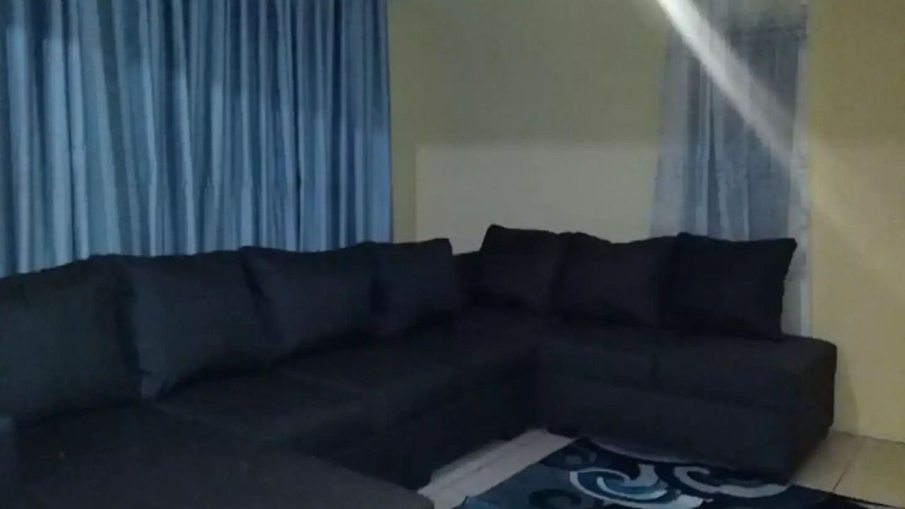 Photo of Livingroom in Bluff