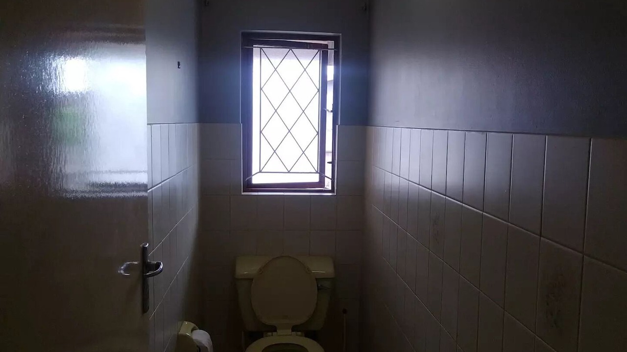 Photo of Bathroom in Bluff