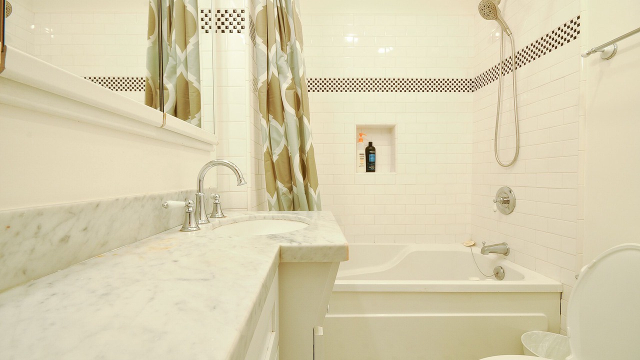 Photo of Bathroom in Barron Park