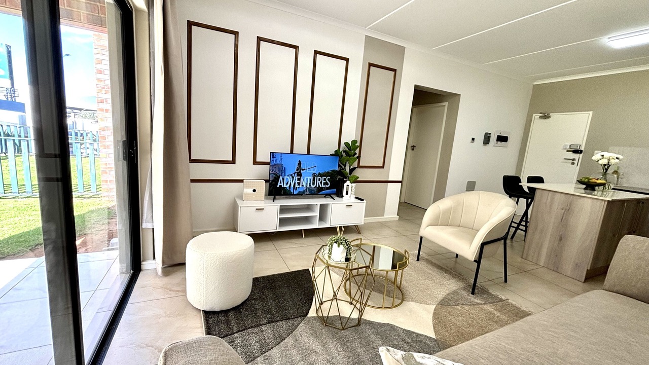Photo of Livingroom in Greater Johannesburg Metropolitan Area