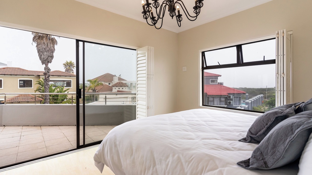 Photo of Bedroom in Big Bay