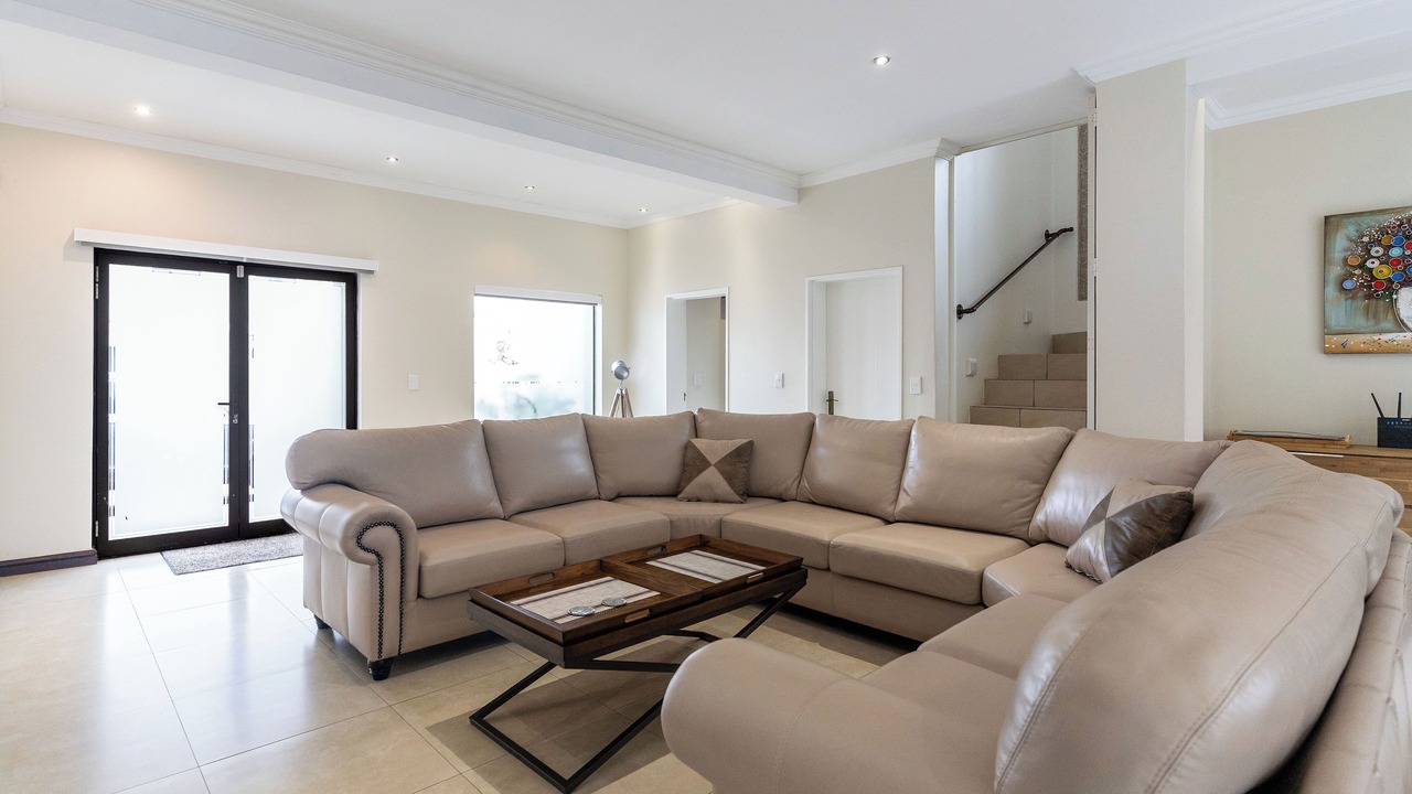 Photo of Livingroom in Big Bay