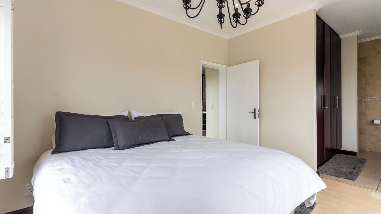 Photo of Bedroom in Big Bay