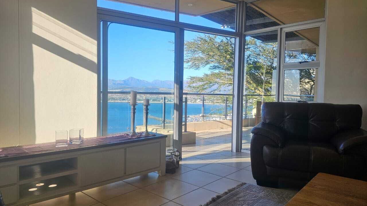 Photo of Livingroom in Mountainside
