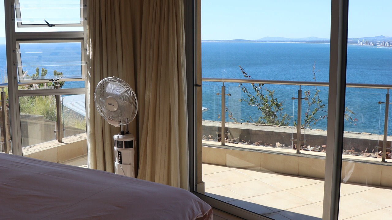 Photo of Bedroom in Mountainside