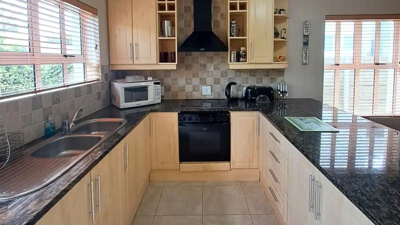 Photo of Kitchen in Voelklip