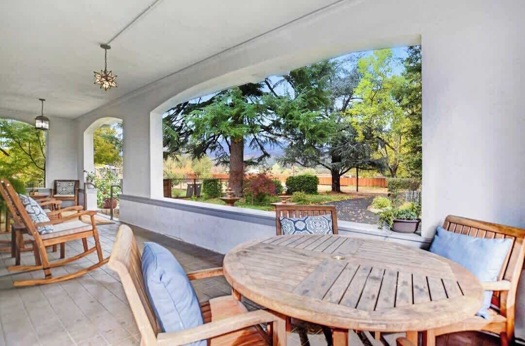 Photo of Outdoor in Kenwood