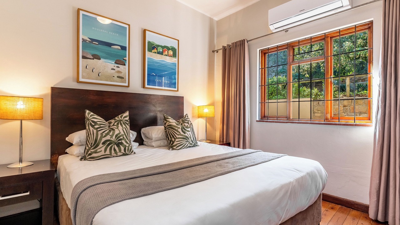 Photo of Bedroom in Camps Bay