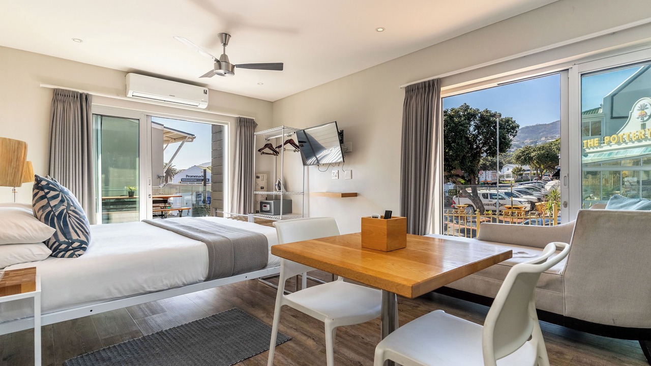 Photo of Bedroom in Camps Bay