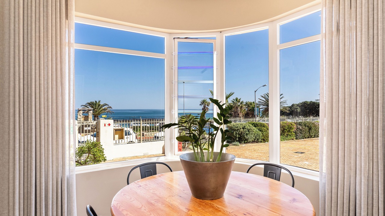 Photo of Livingroom in Camps Bay