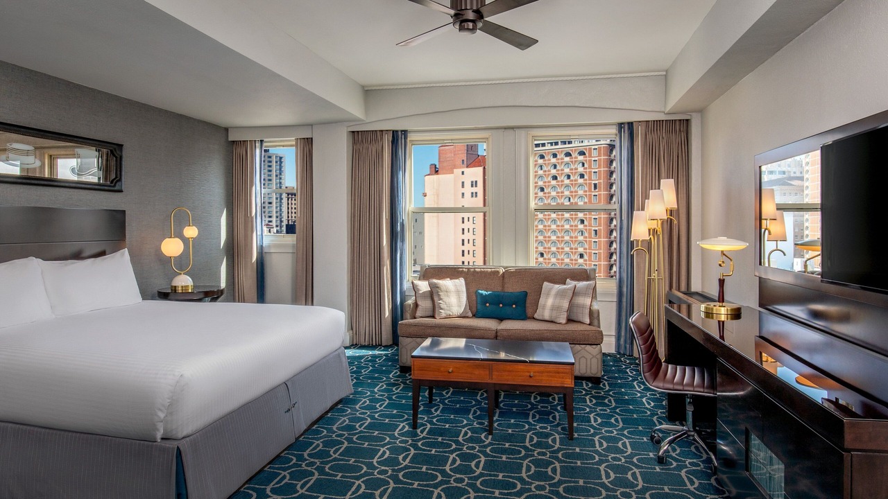 Photo of Bedroom in Theater District