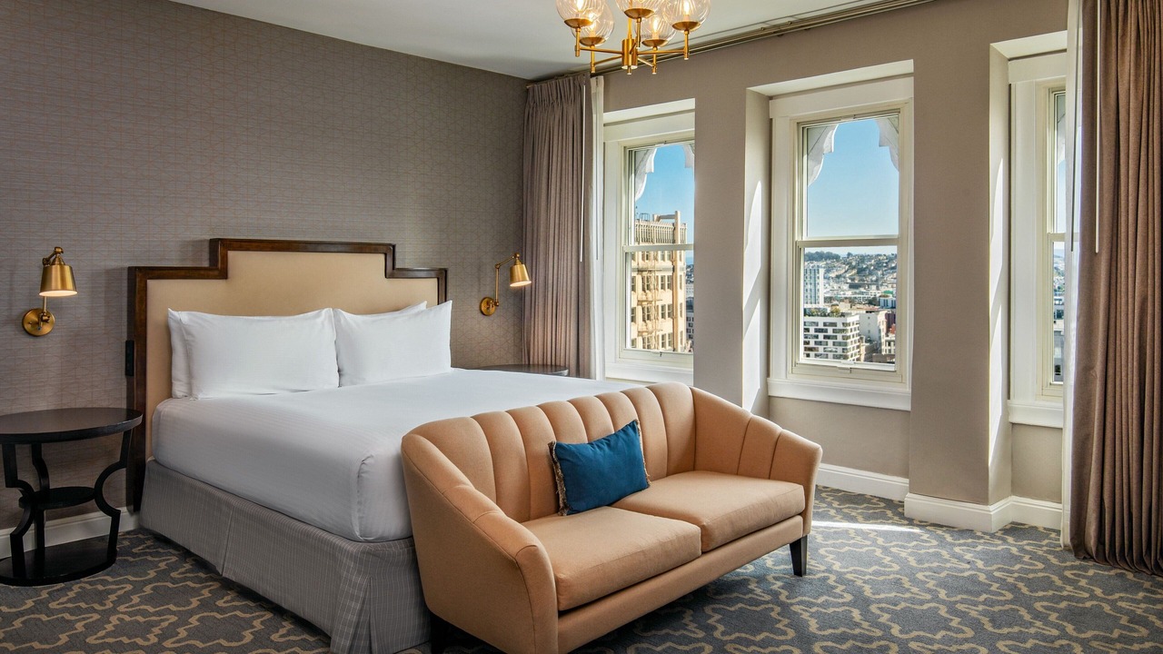 Photo of Bedroom in Theater District