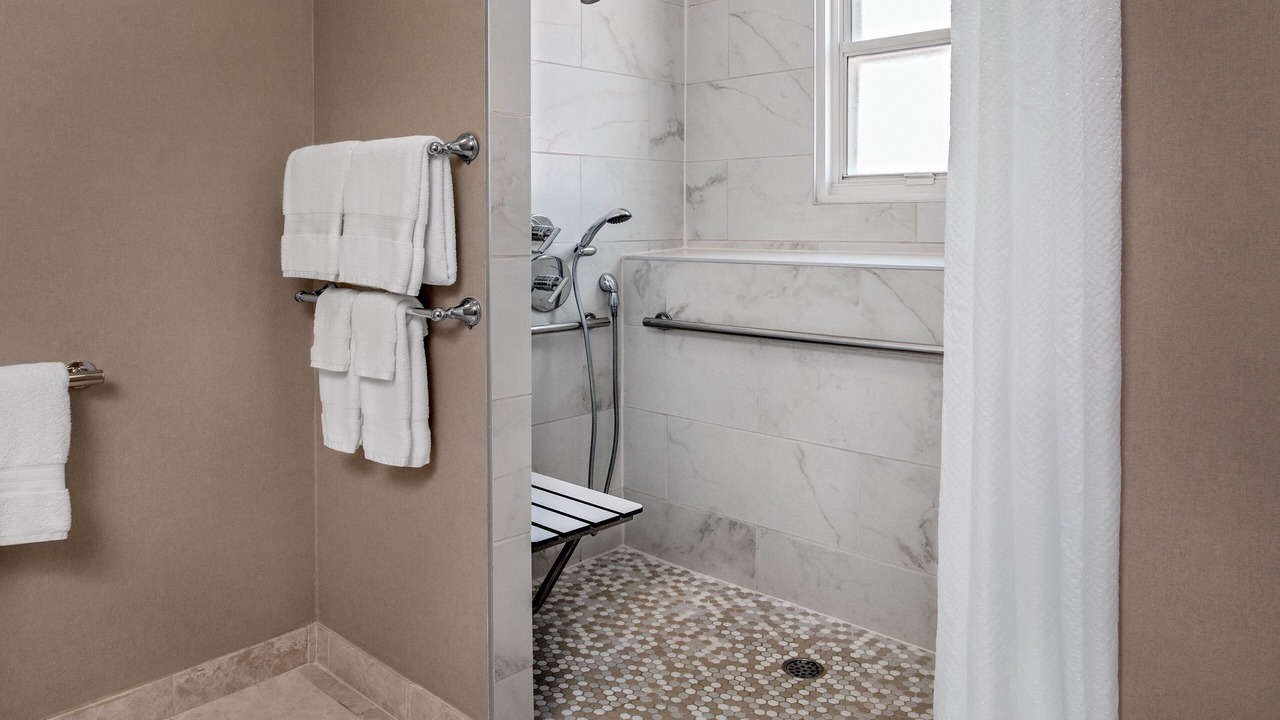 Photo of Bathroom in Theater District