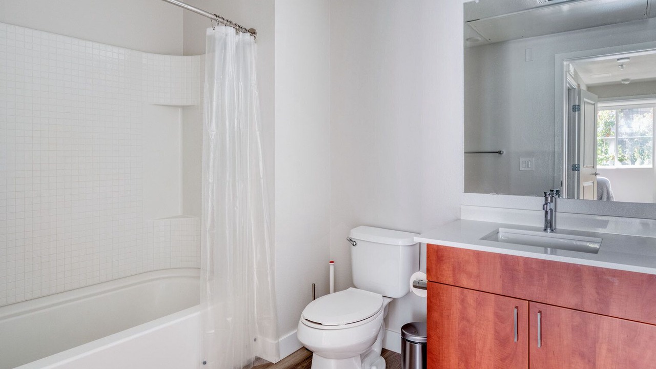 Photo of Bathroom in Union City