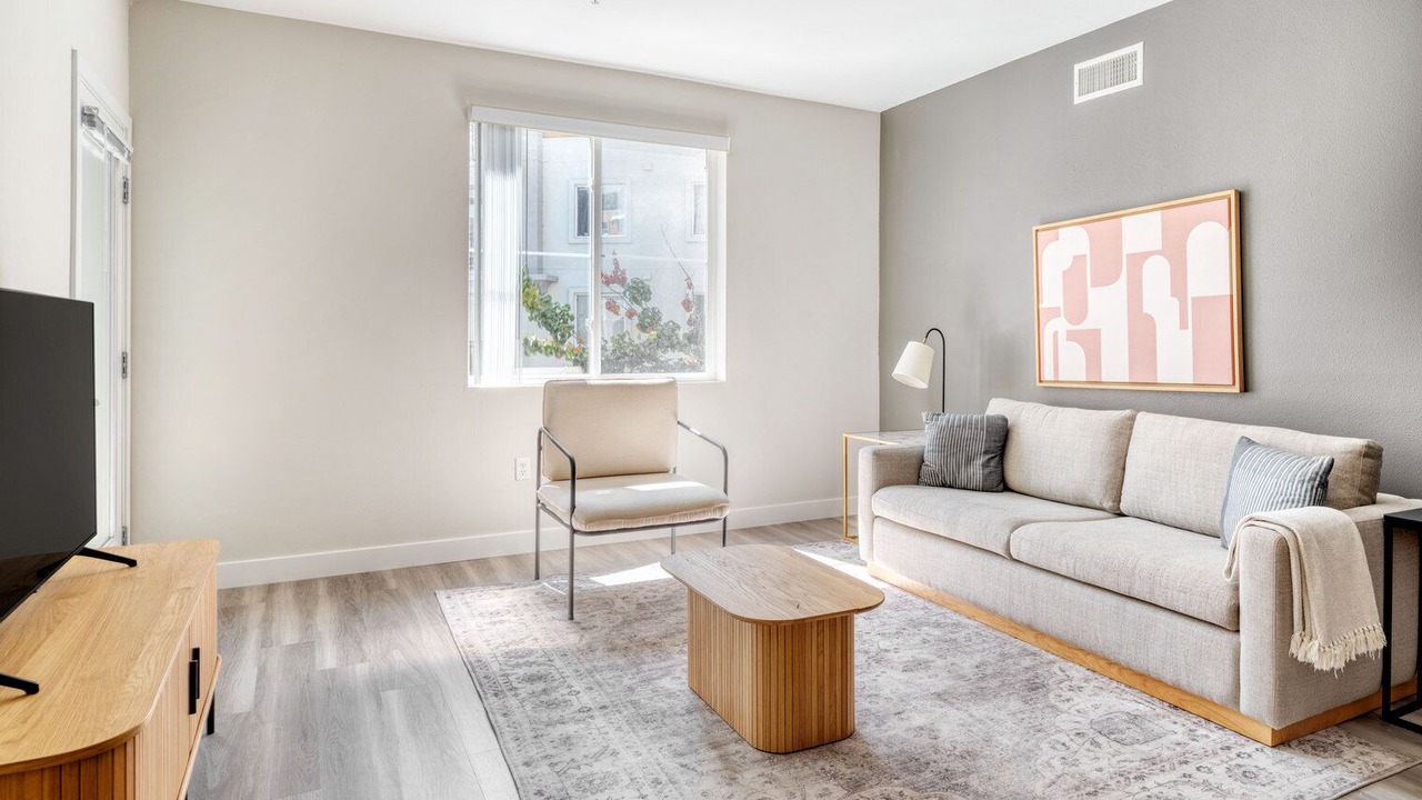 Photo of Livingroom in Union City