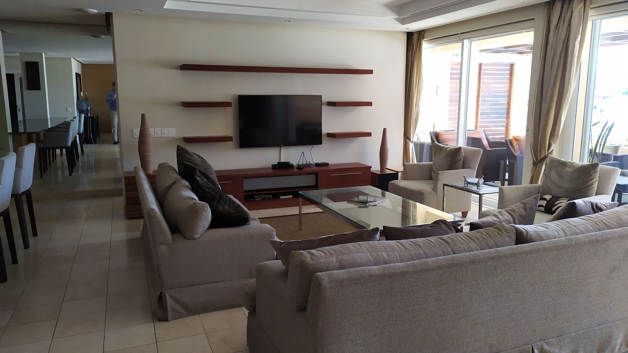 Photo of Livingroom in Victoria and Alfred Waterfront