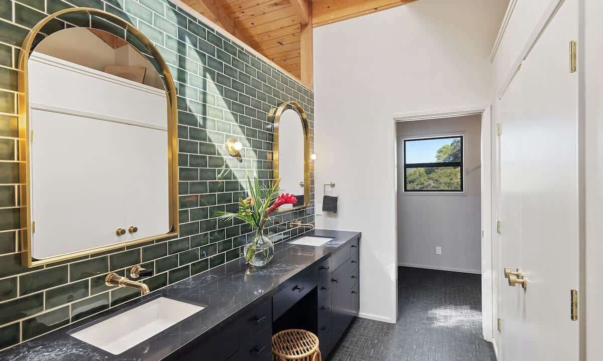 Photo of Bathroom in Santa Rosa