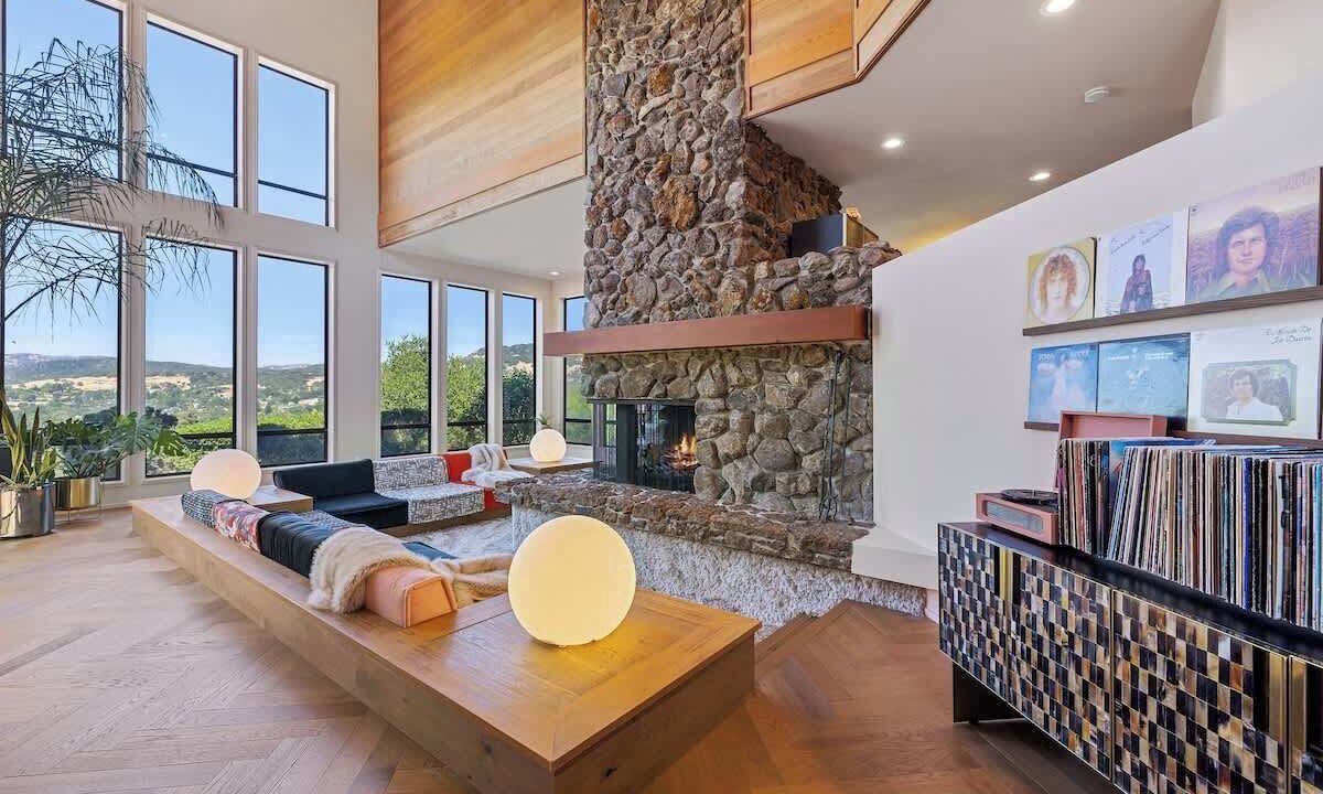Photo of Livingroom in Santa Rosa